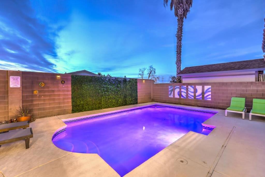 Sunset Swim - Modern Vegas Heated Pool Retreat Villa Henderson Exterior photo